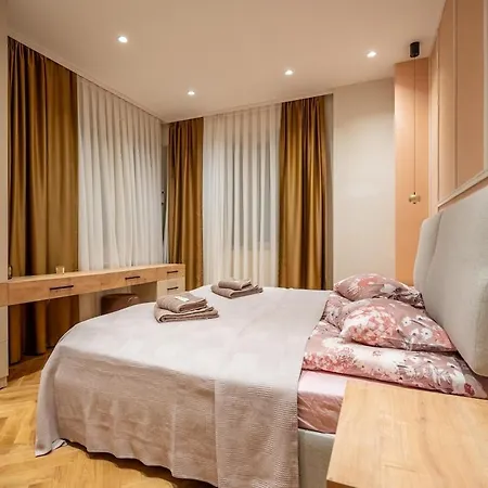 Elegant & Stylish 2-bedroom