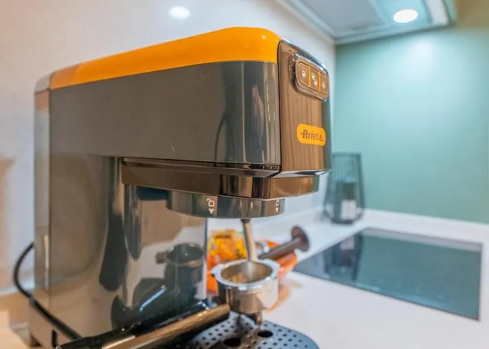 Elegant & Stylish 2-bedroom * ソフィア