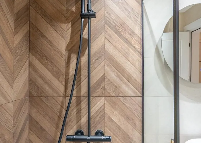 Elegant & Stylish 2-bedroom