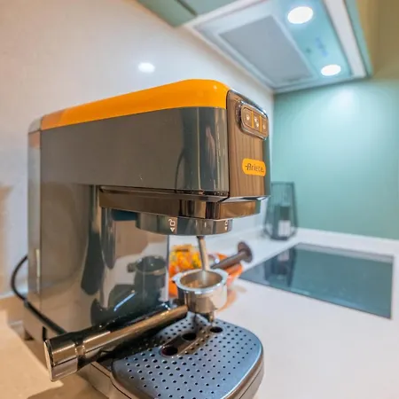 Elegant & Stylish 2-bedroom * Sofia